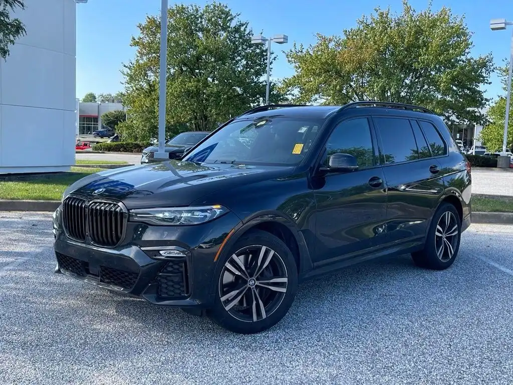 2021 BMW X7 xDrive40i's photo