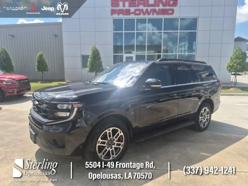 2025 Ford Expedition Active 4WD's photo