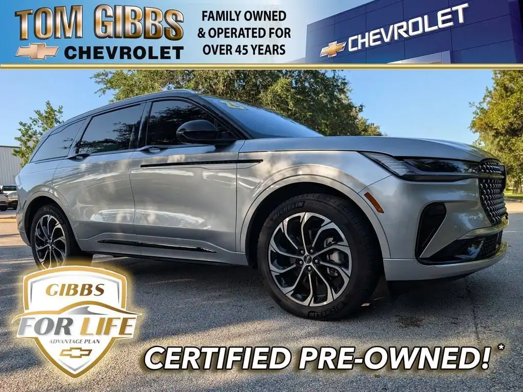 2025 Lincoln Nautilus Reserve AWD's photo