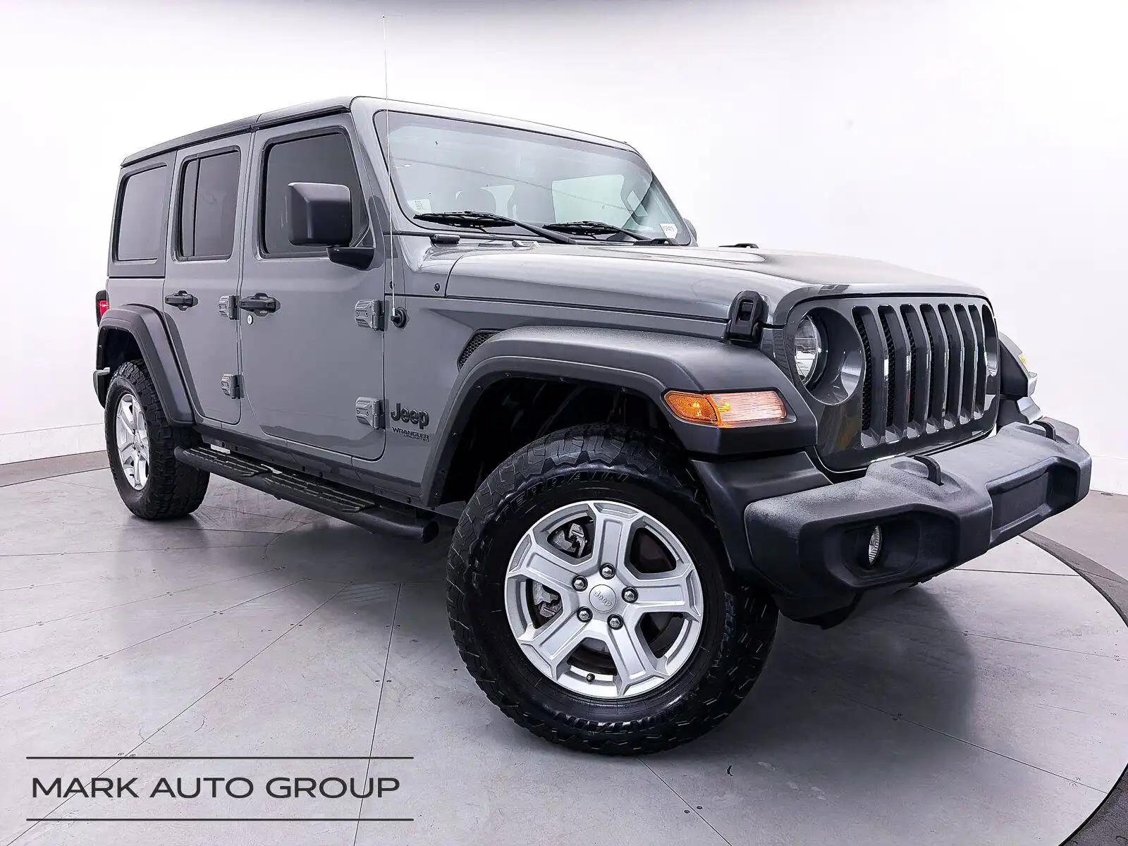 2022 Jeep Wrangler Sport S's photo