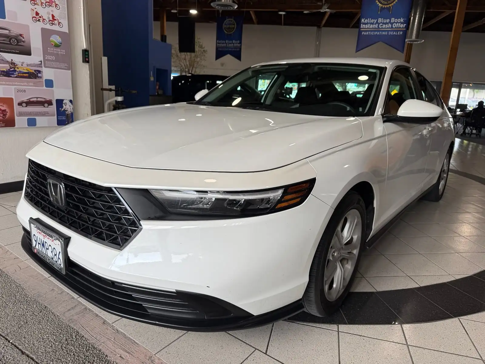 2023 Honda Accord 1.5T LX CVT's photo