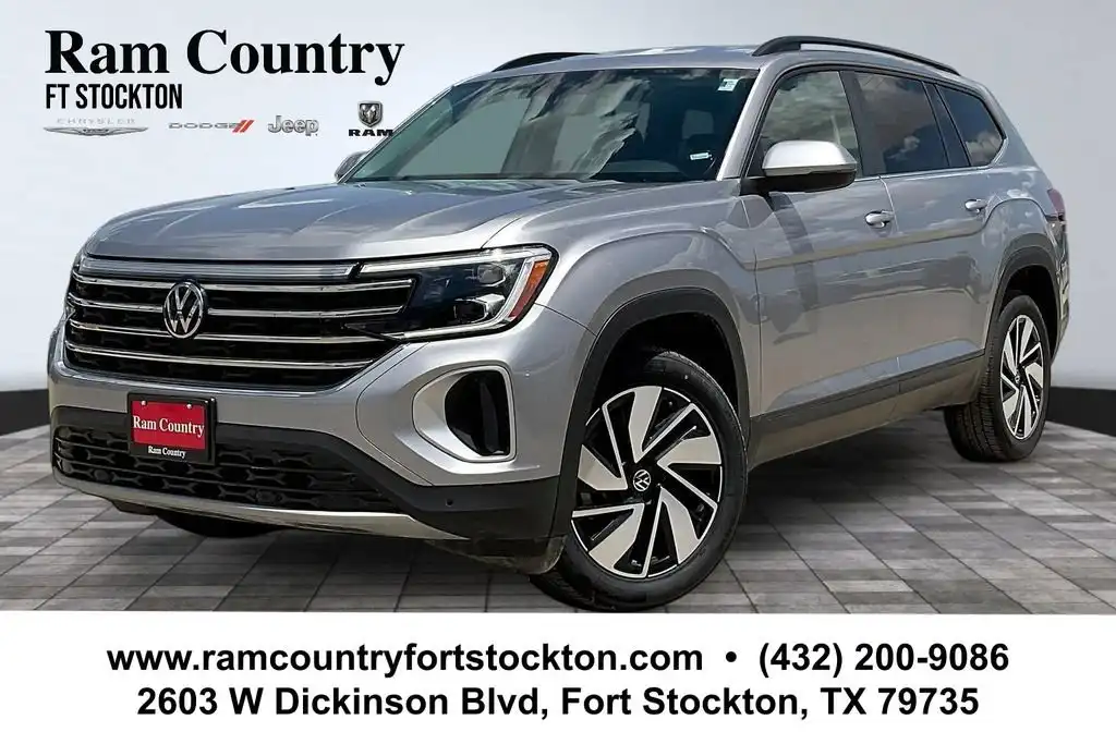 2025 Volkswagen Atlas 2.0T SE with Tech's photo