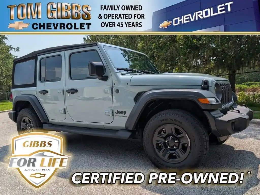 2024 Jeep Wrangler Sport's photo