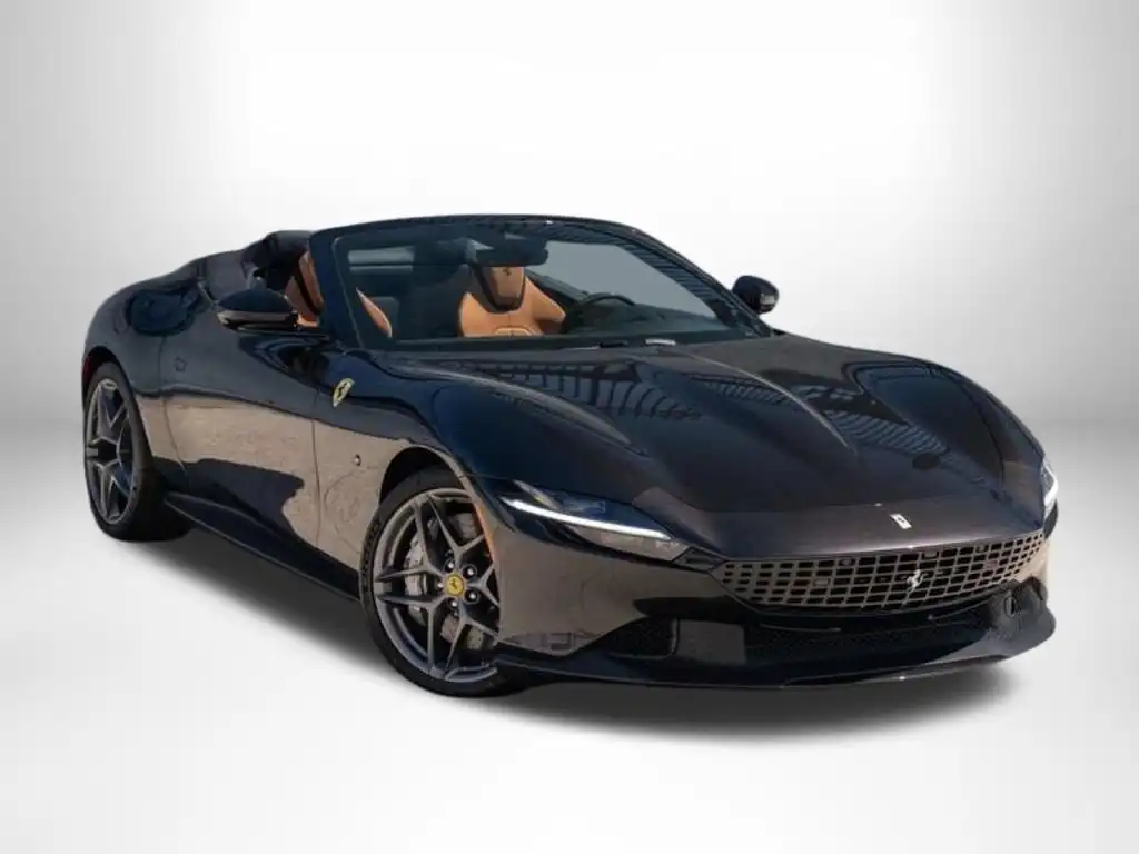 2025 Ferrari Roma Spider's photo