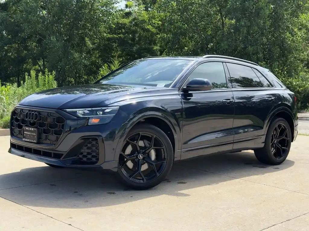 2025 Audi Q8 55 Premium Plus Tiptonic quattro's photo