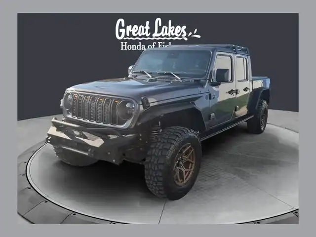 2024 Jeep Gladiator Sport S's photo