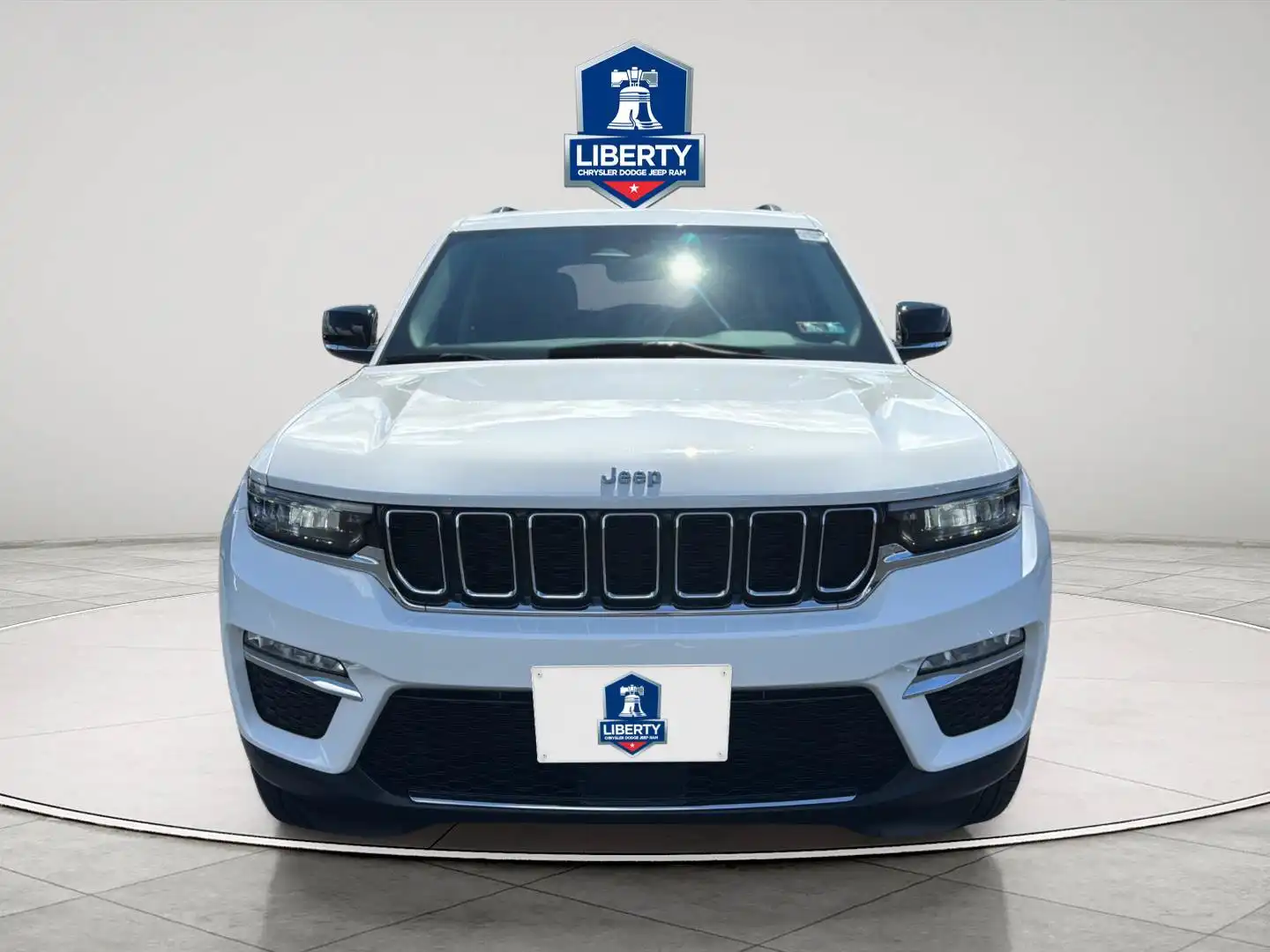 2023 Jeep Grand Cherokee Limited 4x4's photo