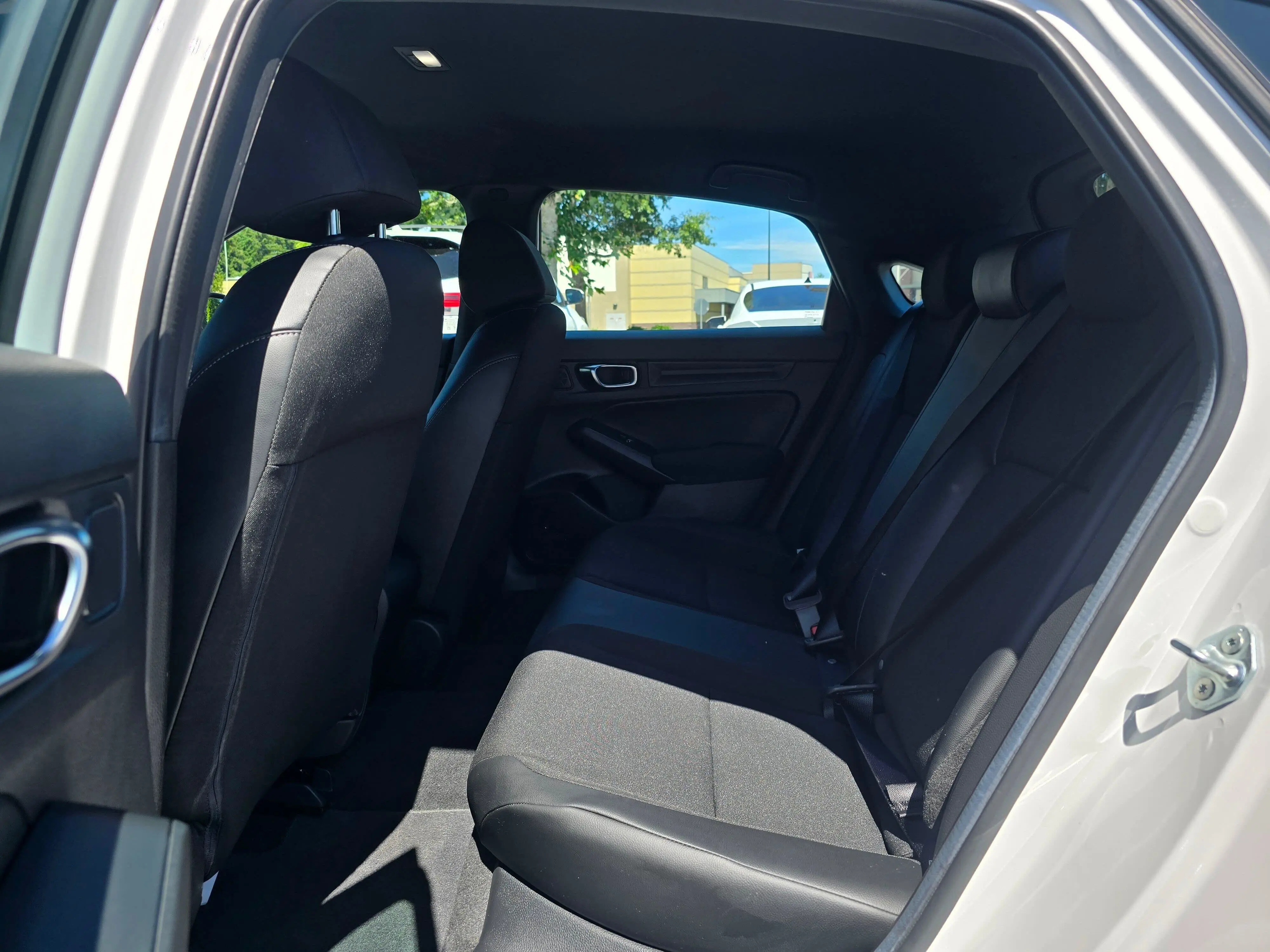 2025 Honda Civic Sport CVT photo 4