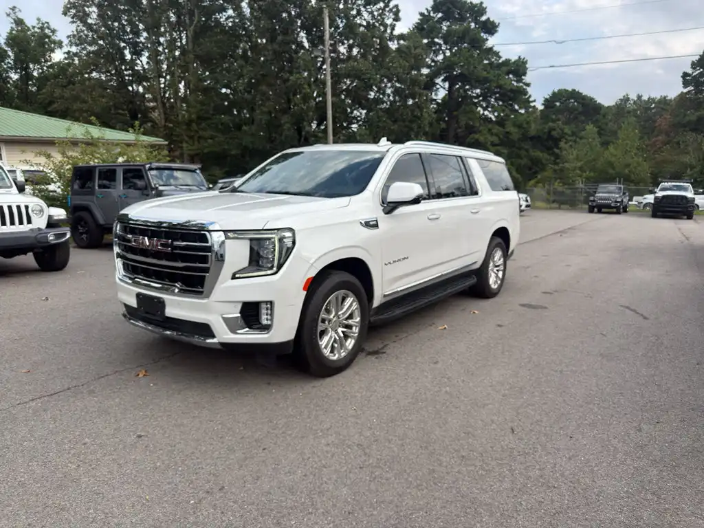 2022 GMC Yukon SLT 2WD's photo
