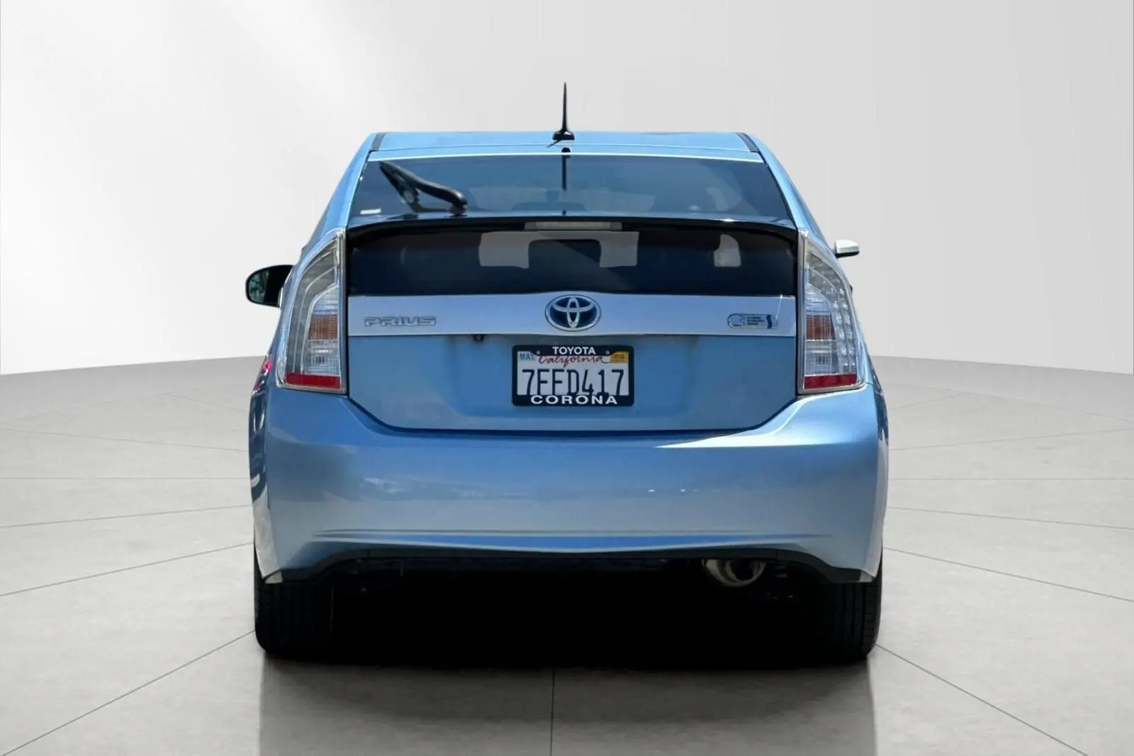 2014 Toyota Prius Base photo 4