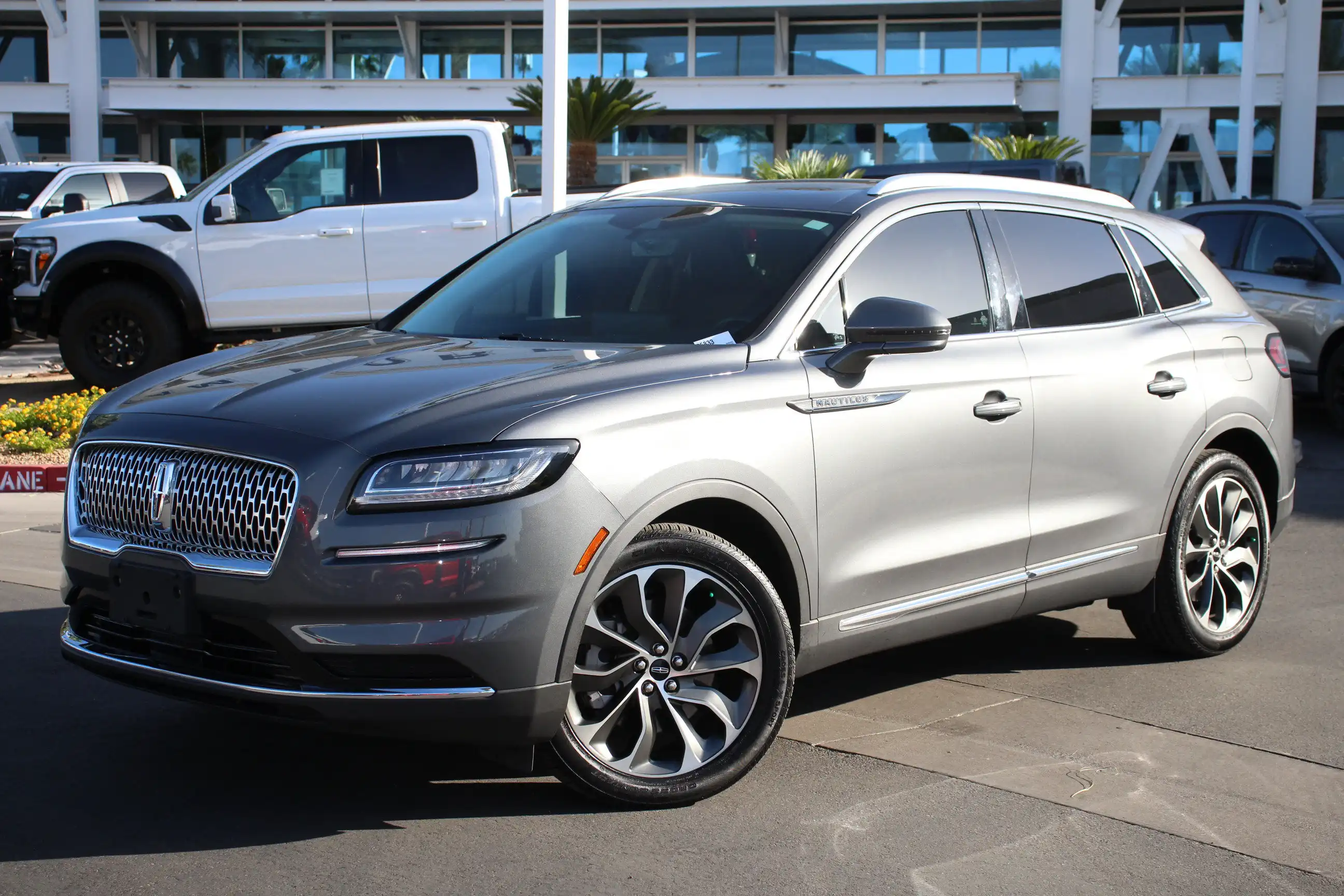 2023 Lincoln Nautilus Reserve AWD's photo