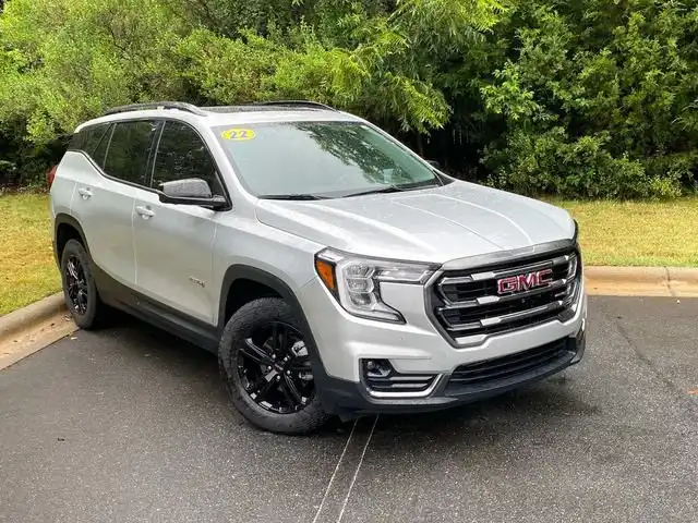 2022 GMC Terrain AT4 AWD's photo