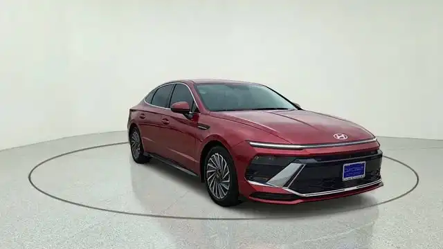 2025 Hyundai Sonata SEL's photo