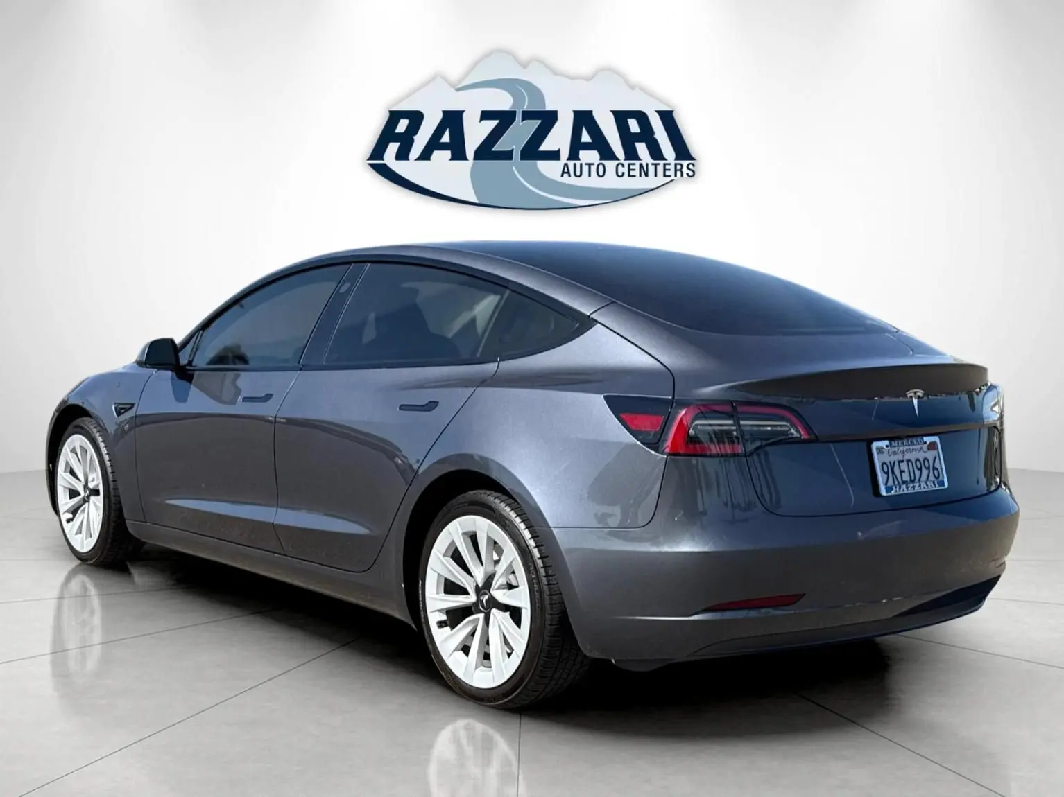 2023 Tesla Model 3 Base photo 5