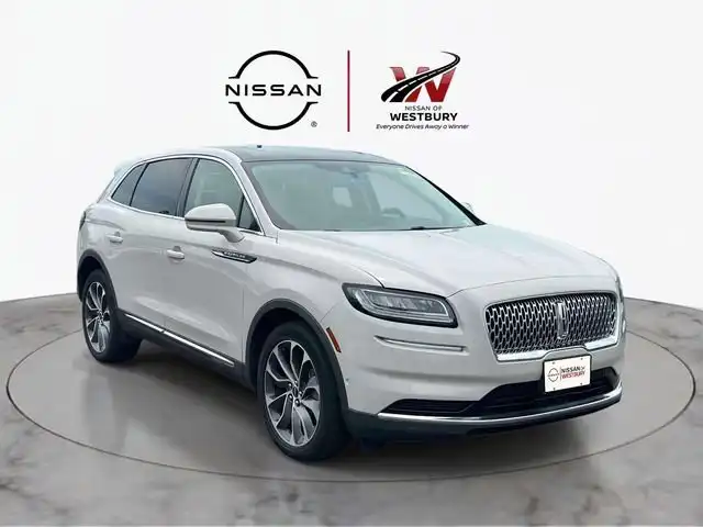 2022 Lincoln Nautilus Reserve AWD's photo