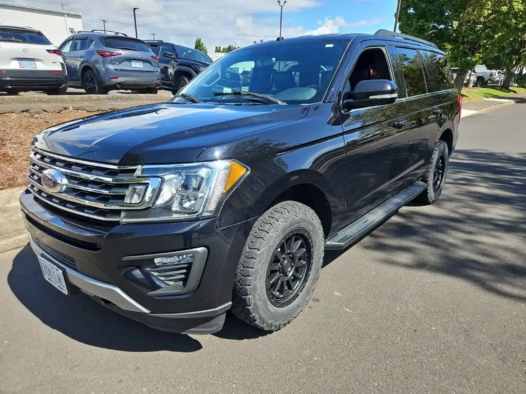 2019 Ford Expedition XLT 4WD's photo