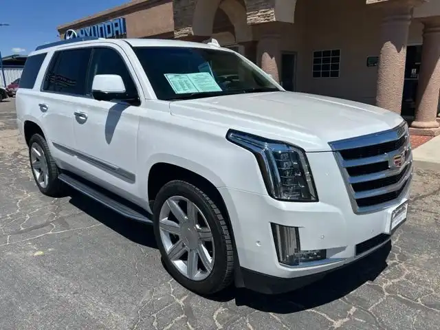 2019 Cadillac Escalade AWD Luxury's photo