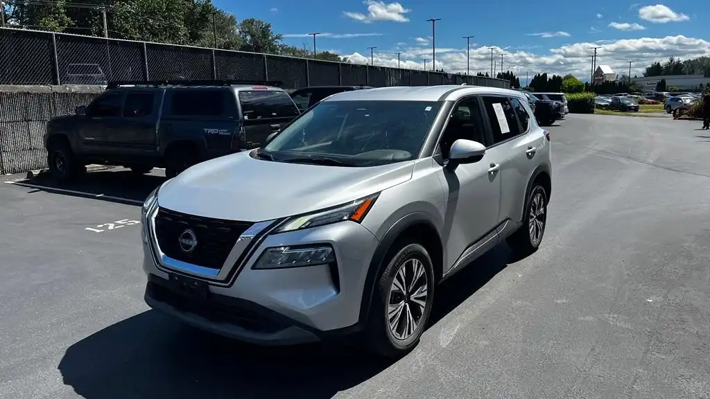 2022 Nissan Rogue SV AWD's photo