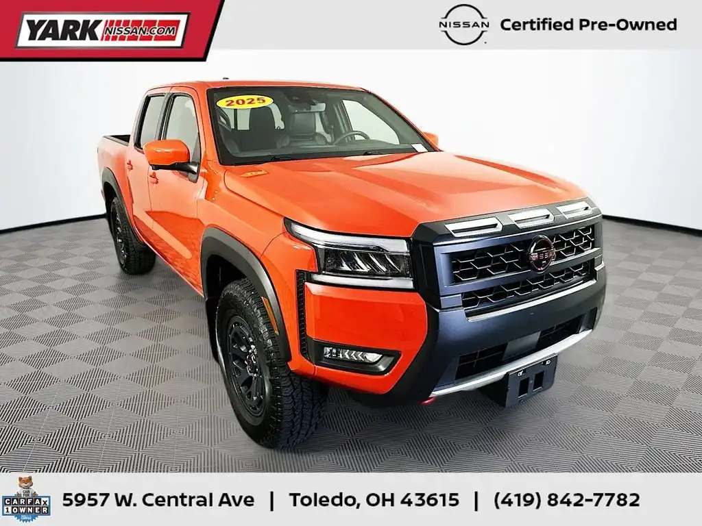 2025 Nissan Frontier PRO-4X Crew Cab 4X4's photo