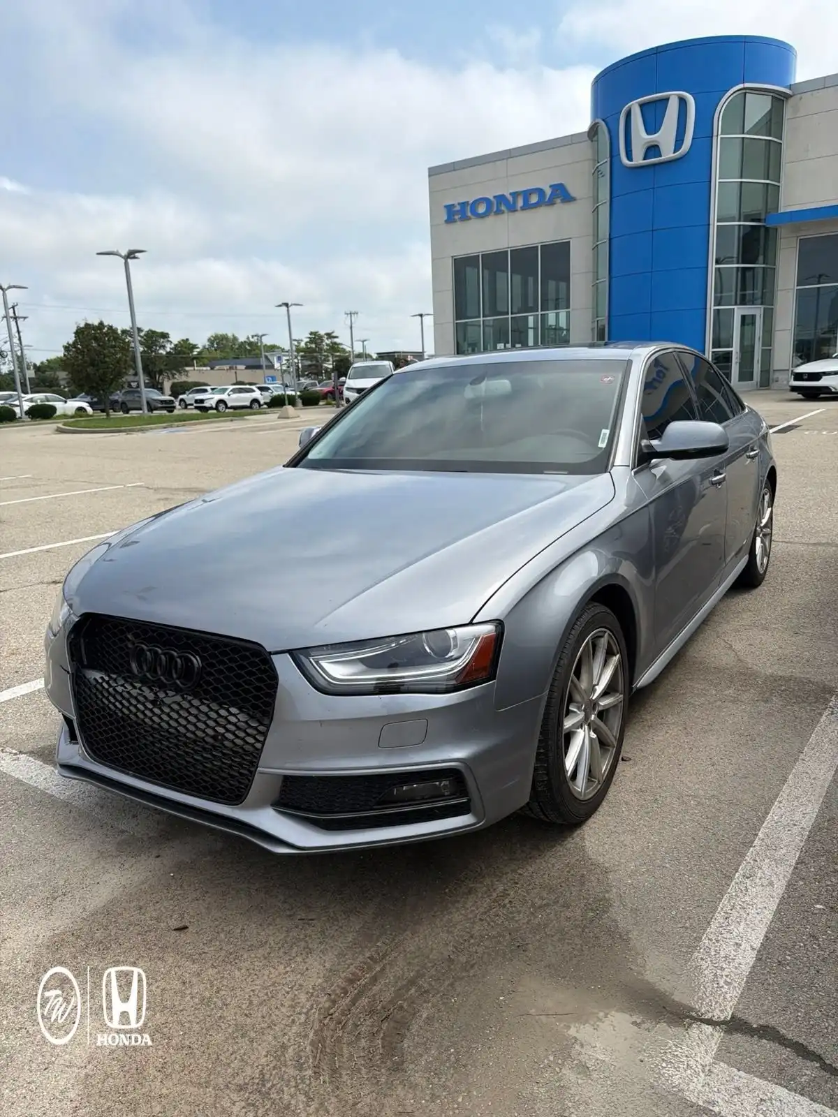 2015 Audi A4 2.0T quattro tiptronic Premium Plus's photo