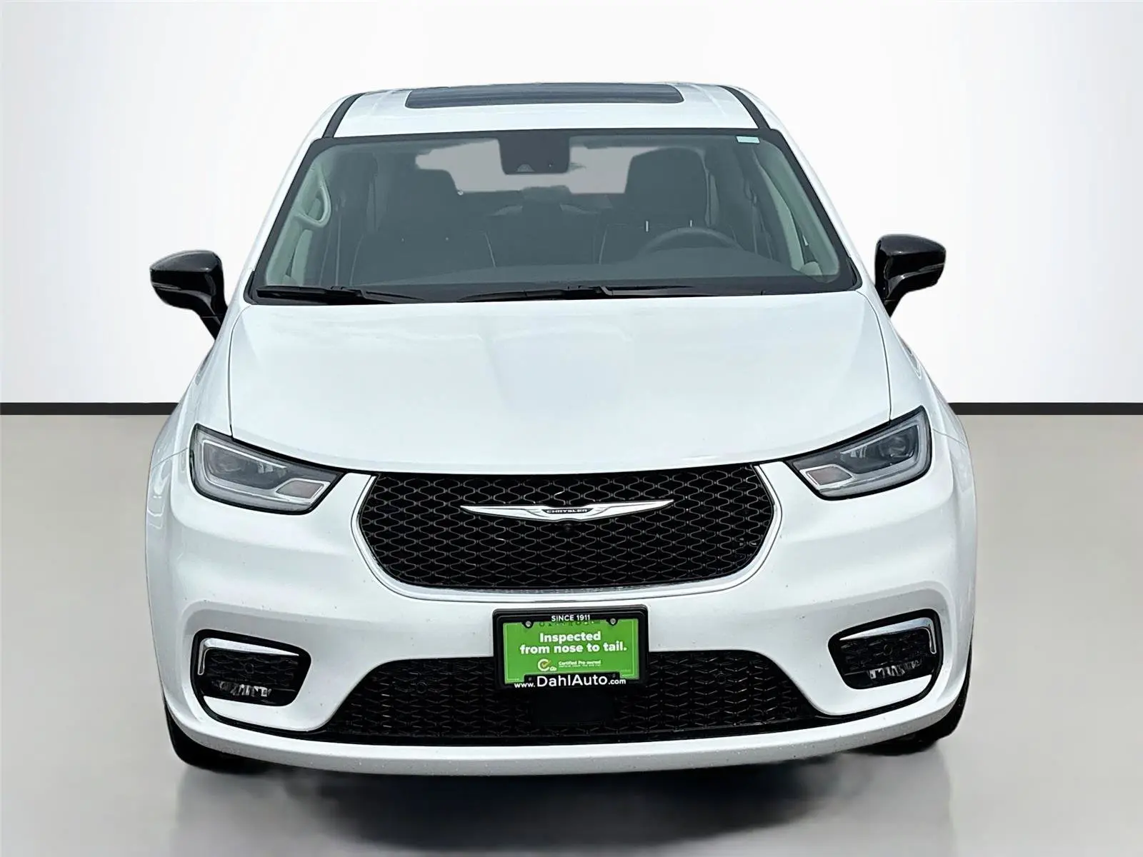 2024 Chrysler Pacifica Limited photo 3