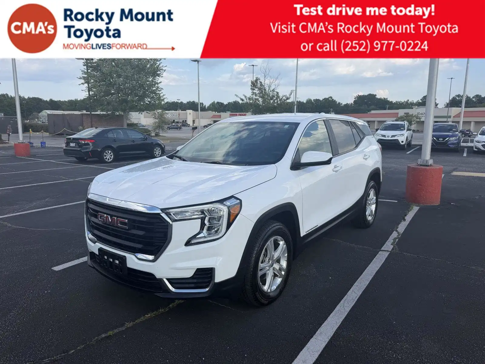 2024 GMC Terrain SLE AWD's photo