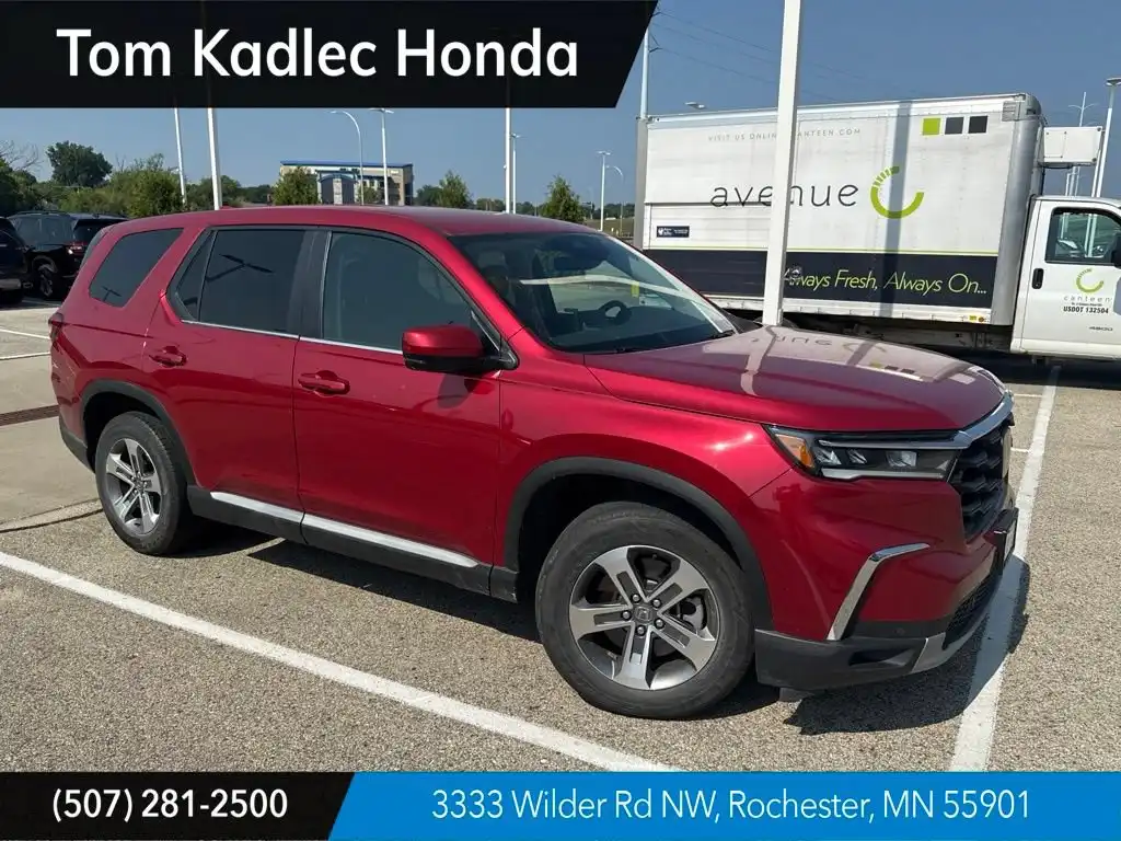 2023 Honda Pilot EX-L 8-Occupant AWD's photo