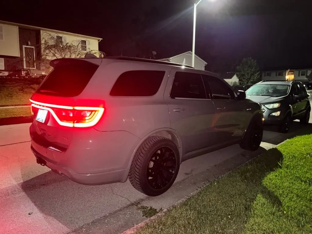 2023 Dodge Durango R/T Plus AWD photo 4