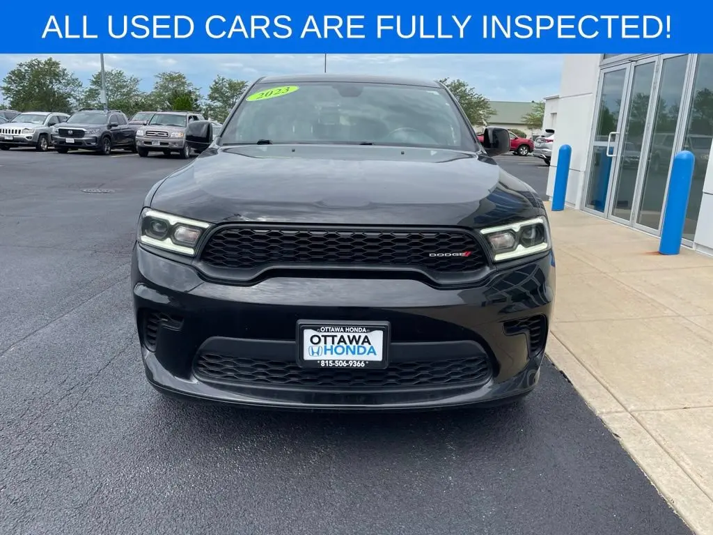 2023 Dodge Durango GT AWD photo 3
