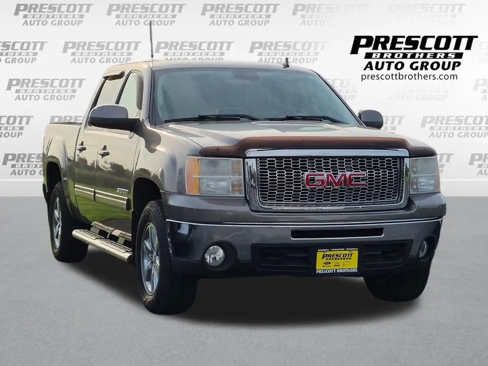 2013 GMC Sierra SLT 4WD Crew Cab SWB's photo