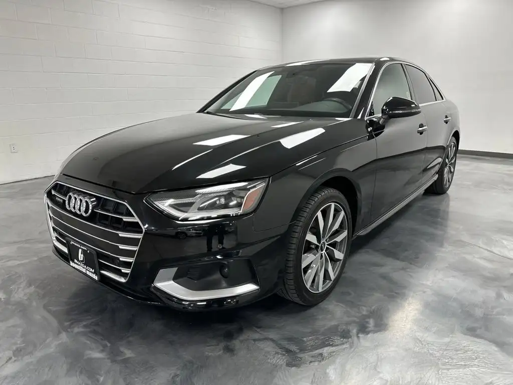 2022 Audi A4 40 TFSI Premium quattro S tronic's photo