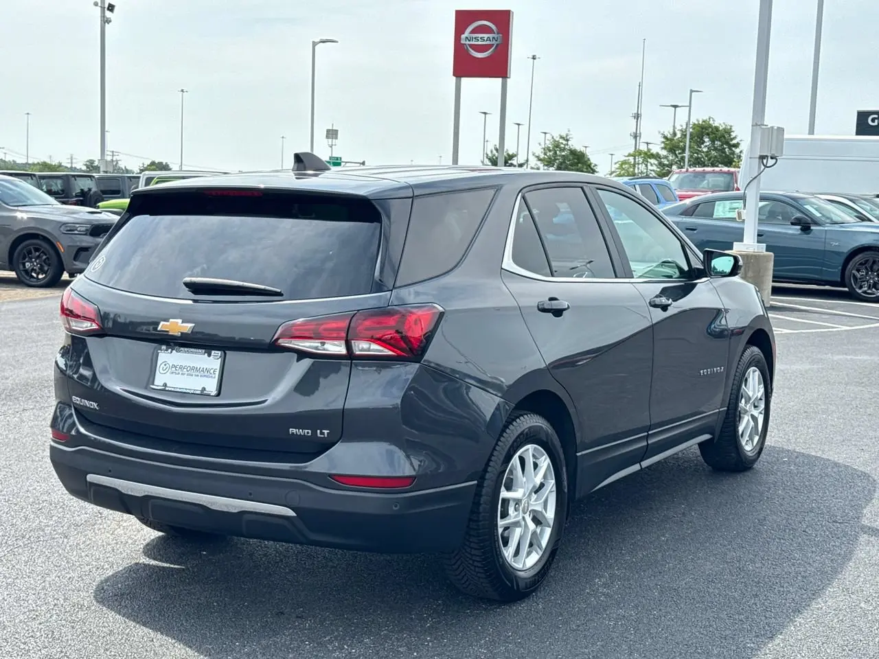 2023 Chevrolet Equinox AWD LT 1.5T photo 3