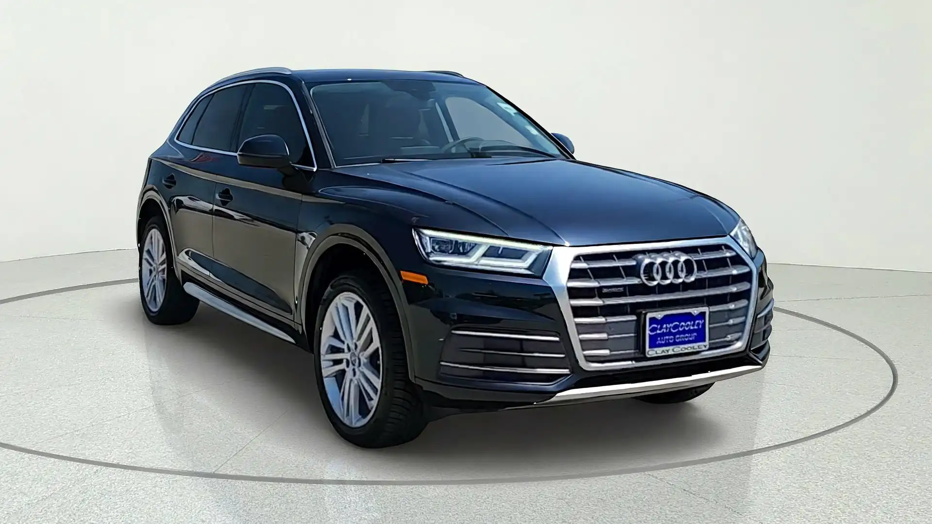 2018 Audi Q5 2.0T quattro S tronic Premium Plus's photo