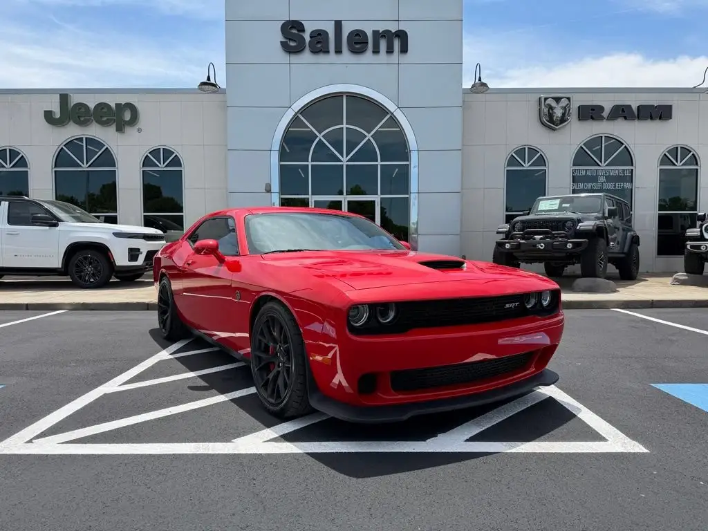 2015 Dodge Challenger SRT Hellcat photo 1