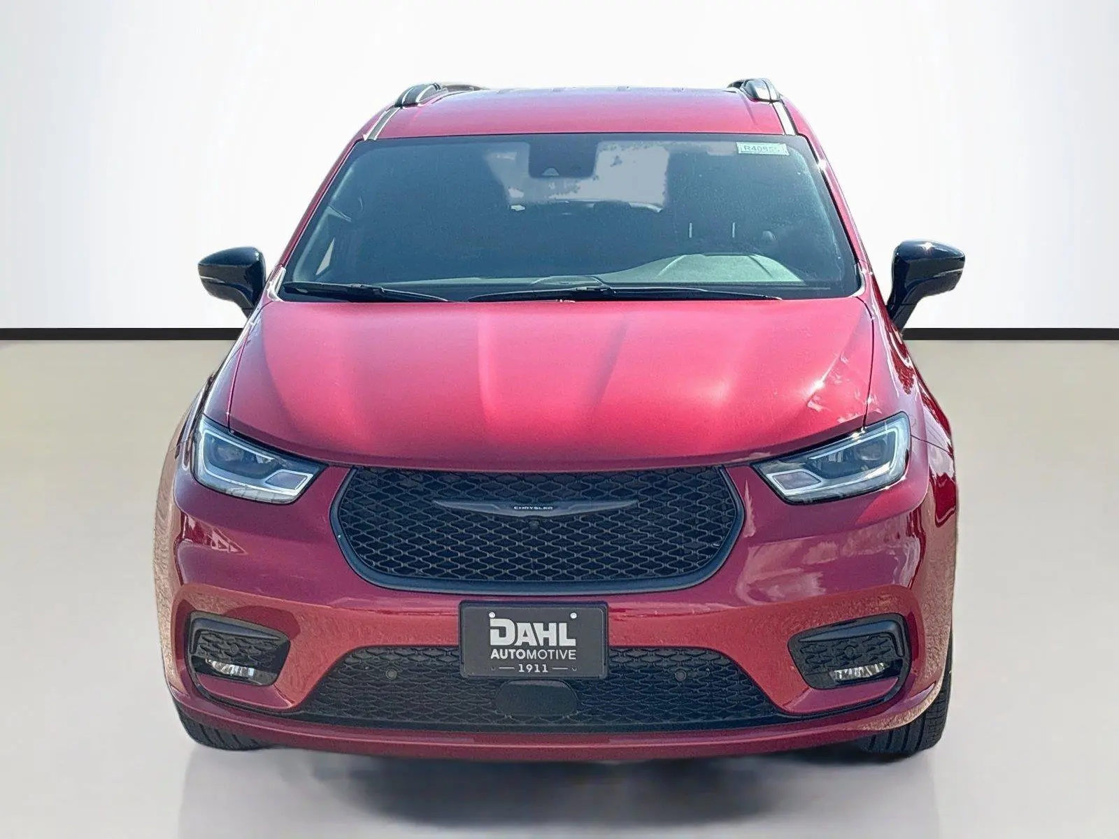 2026 Chrysler Pacifica Select AWD photo 3