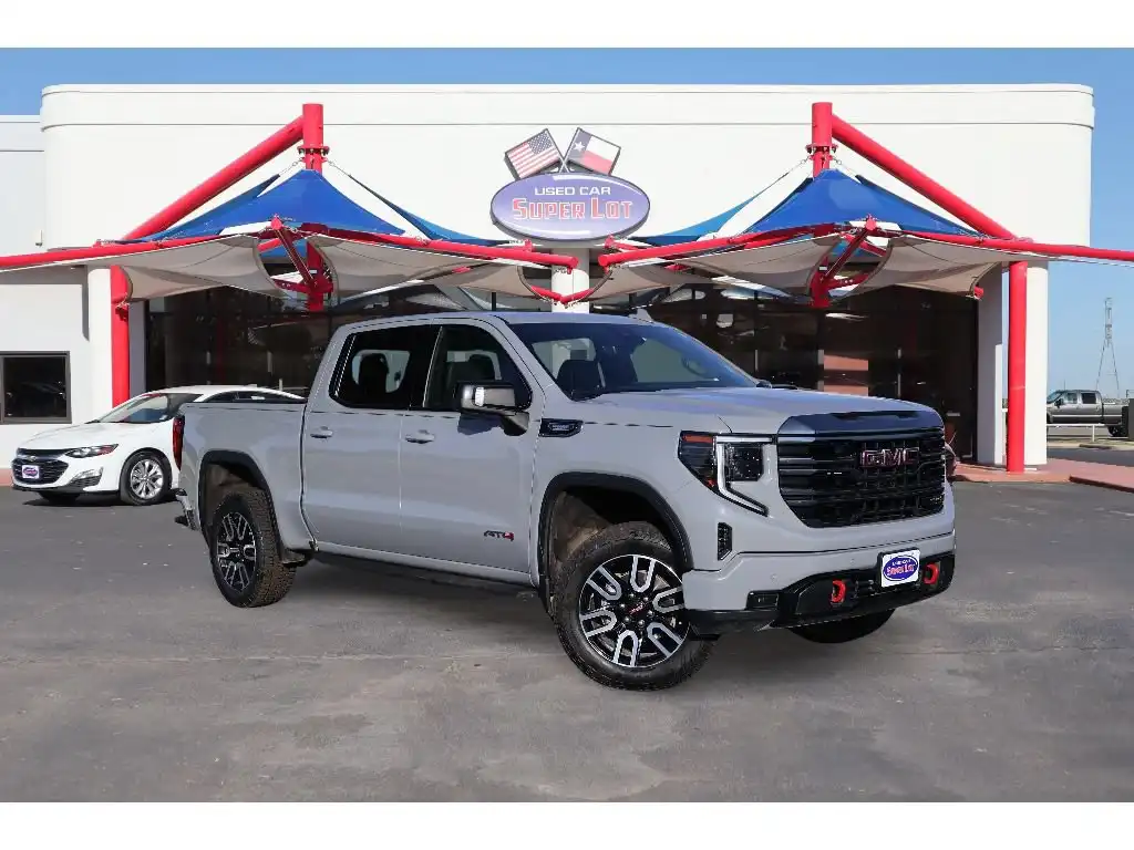 2024 GMC Sierra AT4 4WD Crew Cab Short Box's photo