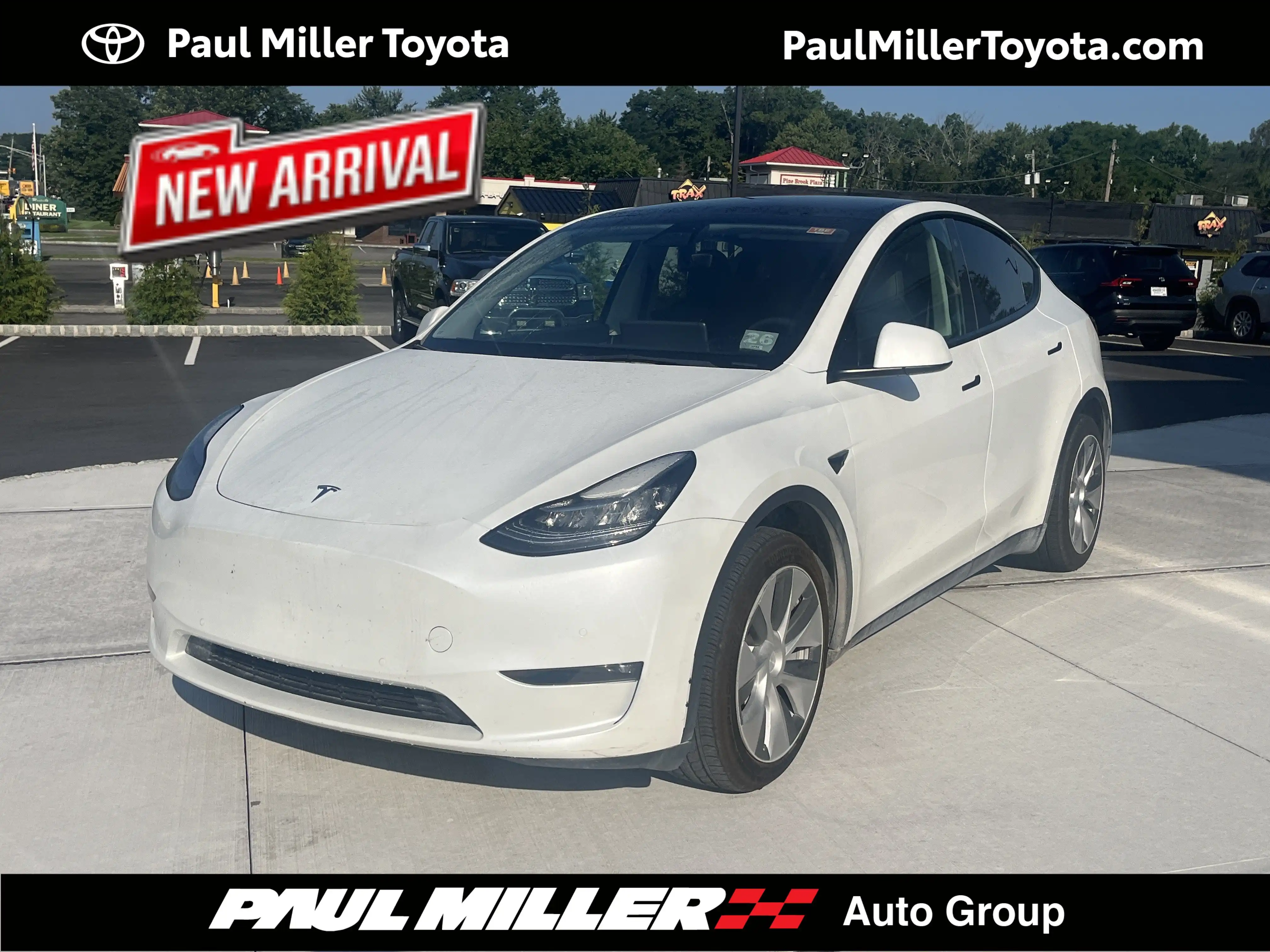 2022 Tesla Model Y Long Range Dual Motor All-Wheel Drive's photo