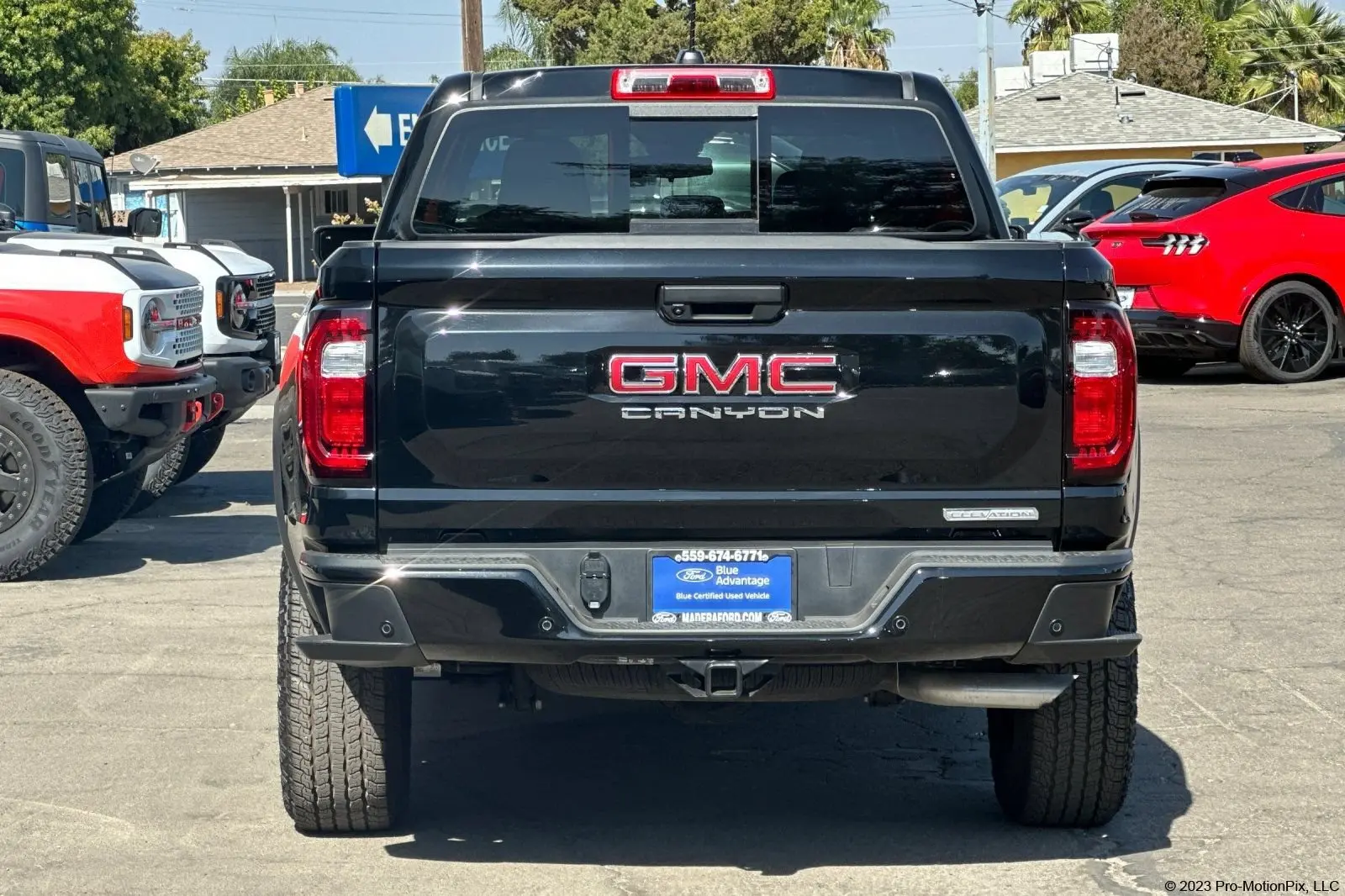 2025 GMC Canyon Elevation 2WD Crew Cab Short Box photo 5