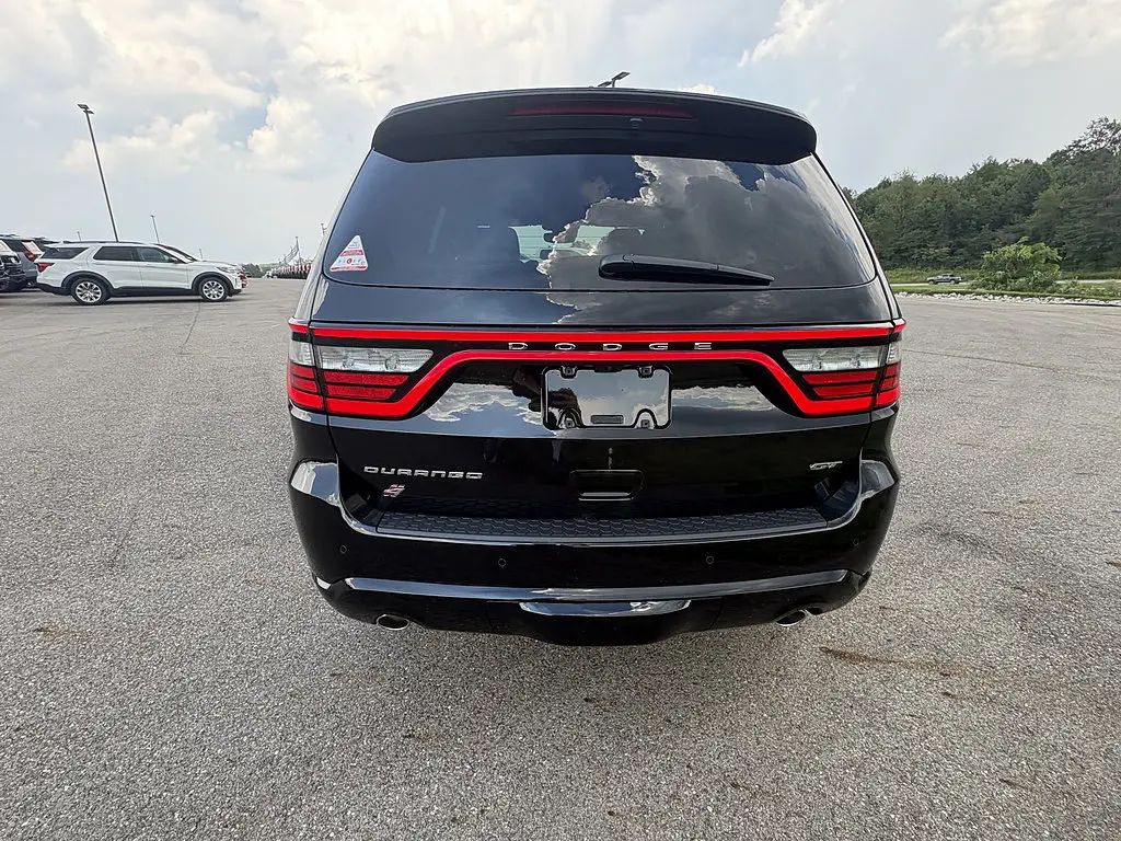 2027 Dodge Durango HEMI V8 GT AWD Plus photo 4