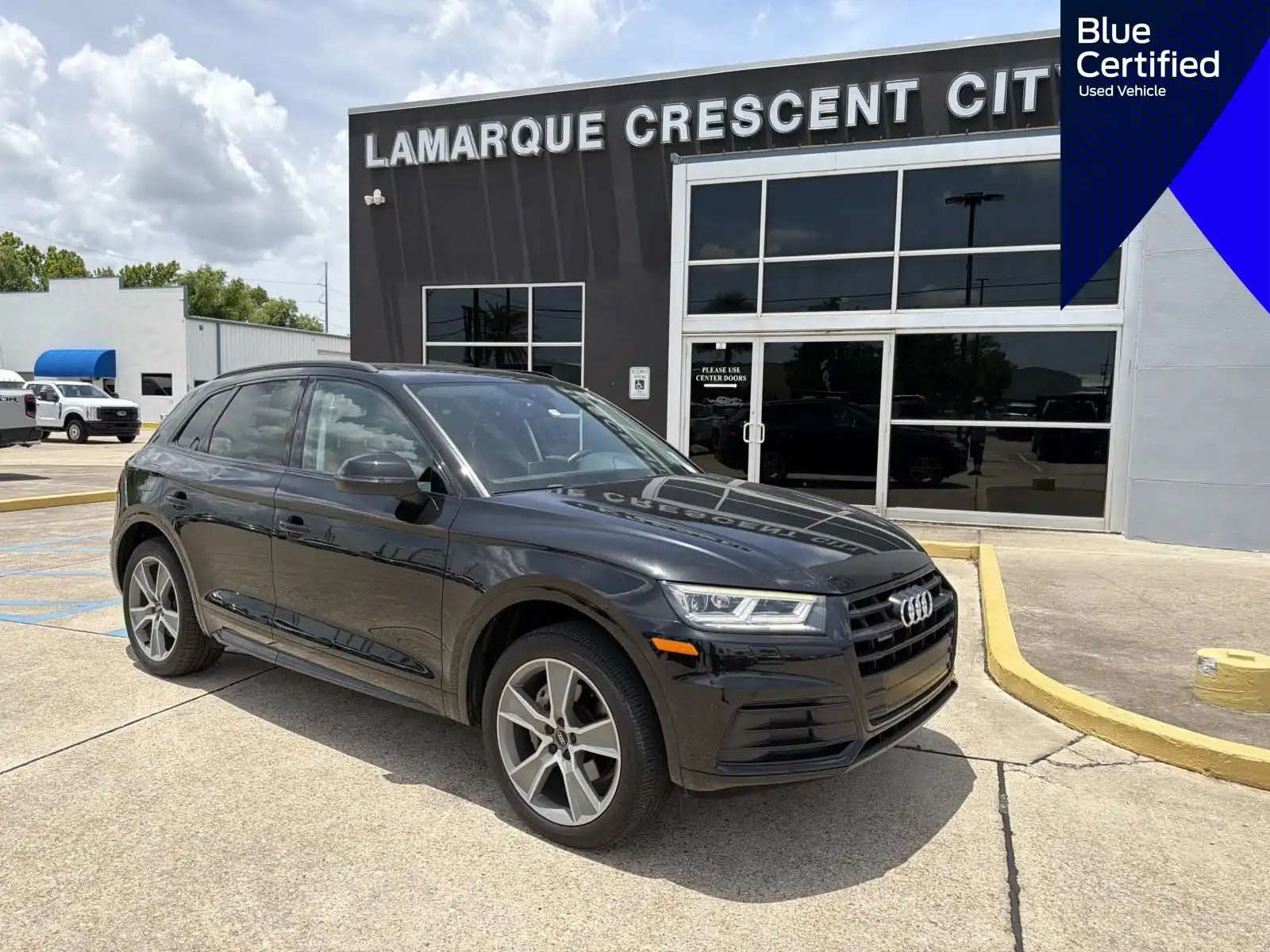 2019 Audi Q5 2.0T quattro S tronic Premium Plus's photo