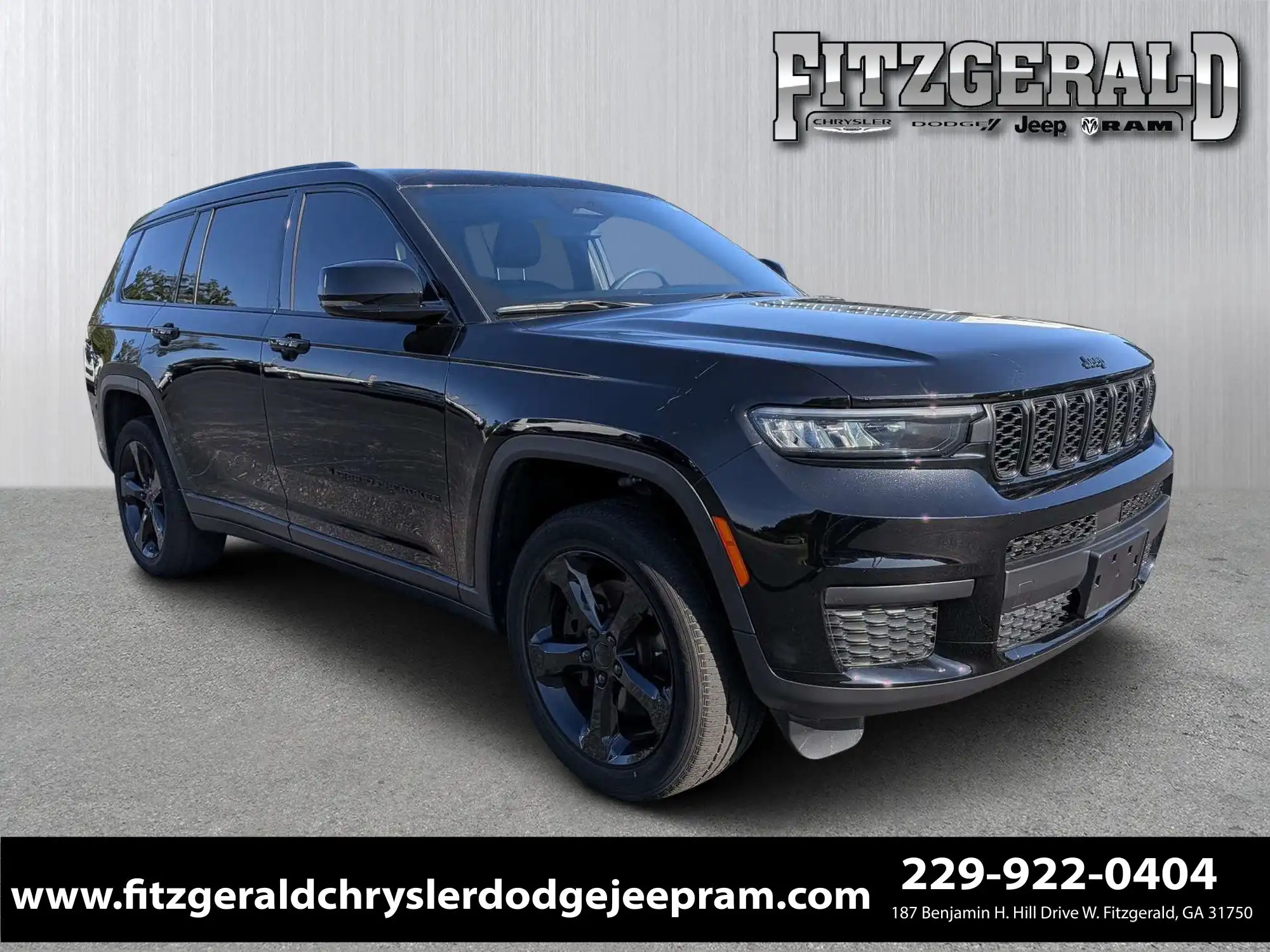 2025 Jeep Grand Cherokee L Altitude 4WD's photo