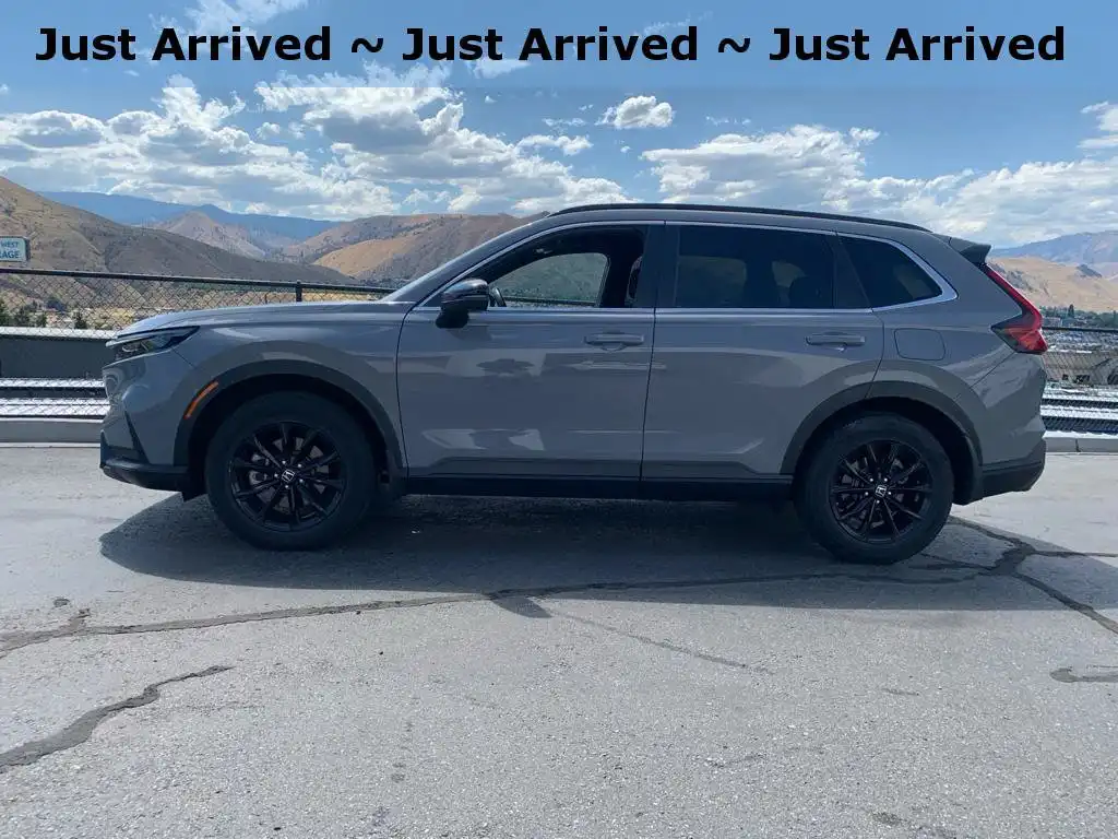 2024 Honda CR-V Hybrid Sport AWD's photo