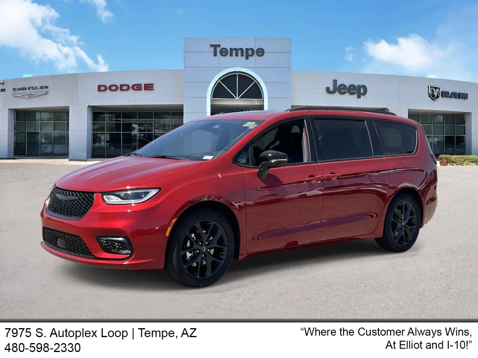 2026 Chrysler Pacifica Select's photo