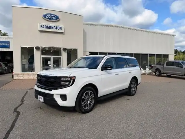 2025 Ford Expedition Active 4WD's photo
