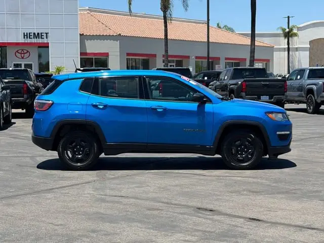 2020 Jeep Compass Sport photo 4