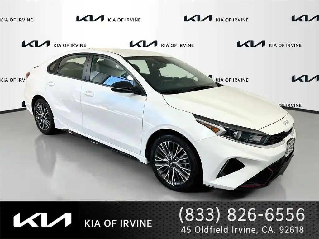 2024 Kia Forte GT-Line AT's photo