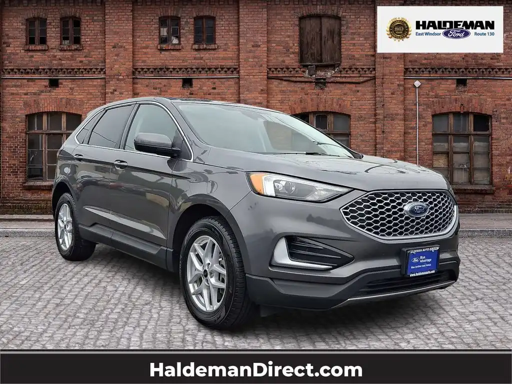 2024 Ford Edge SEL AWD's photo