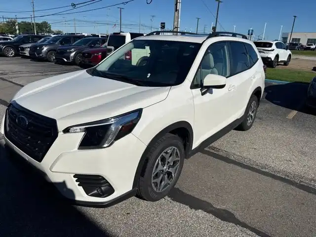 2024 Subaru Forester Premium's photo