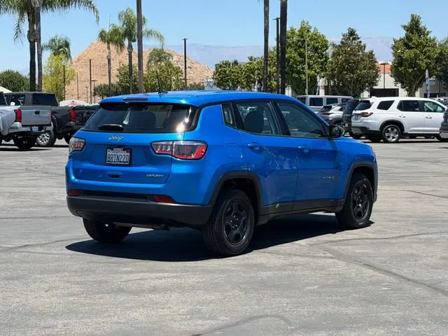 2020 Jeep Compass Sport photo 5