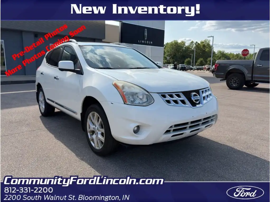2013 Nissan Rogue SV AWD's photo